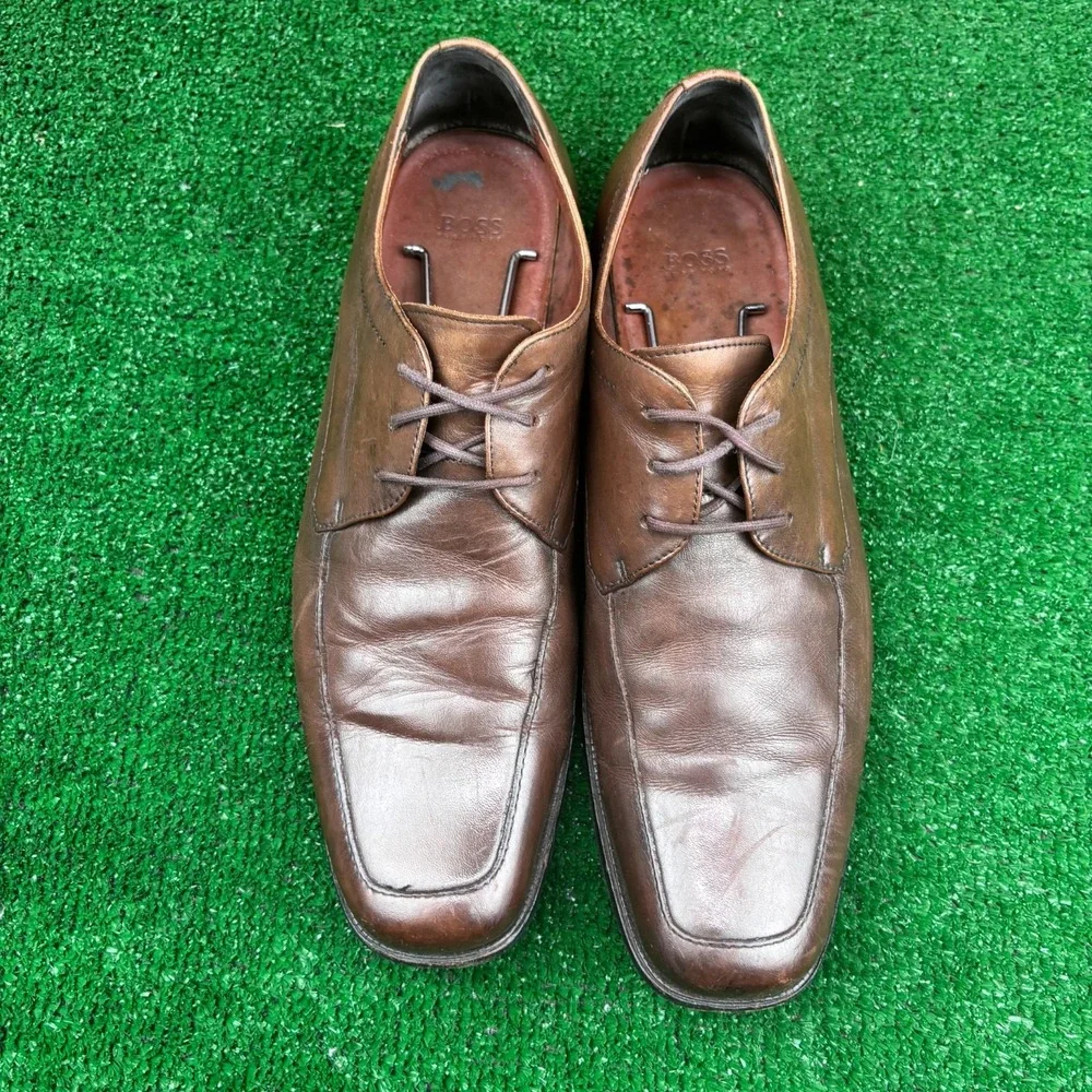 Hugo Boss Dress Shoes Mens 9 Brown Upper Leather Lace Up Square Toe 50219235‎